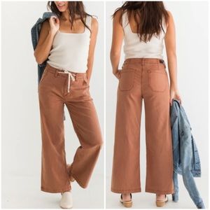 Paige Denim - Carly Wide Leg Pant in Mocha Brown Ankle length